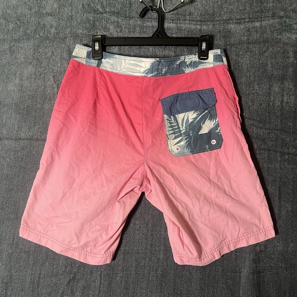 American Eagle Two-Toned Pink Ombré Men's Board Shorts Size Small